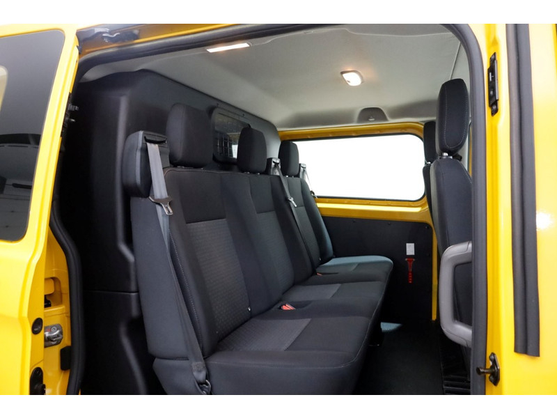 51224642-ford-transit-custom-12