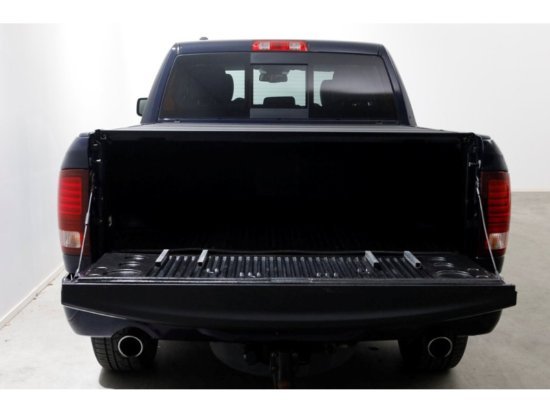 51225499-dodge-ram-12