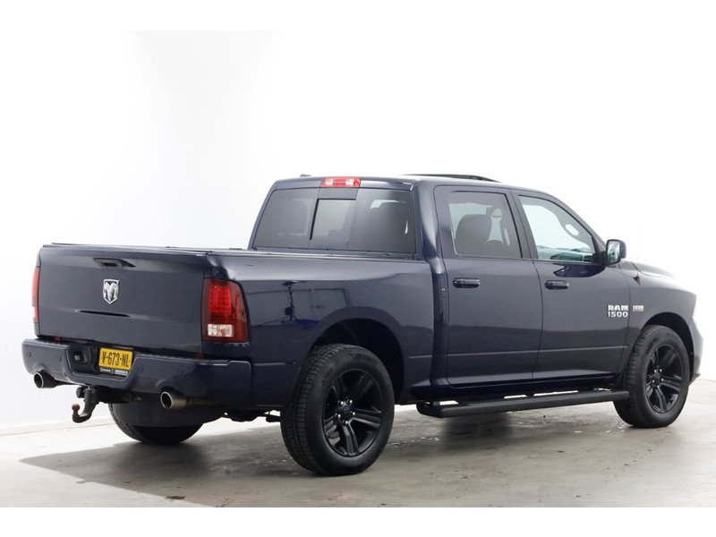 51225499-dodge-ram-2