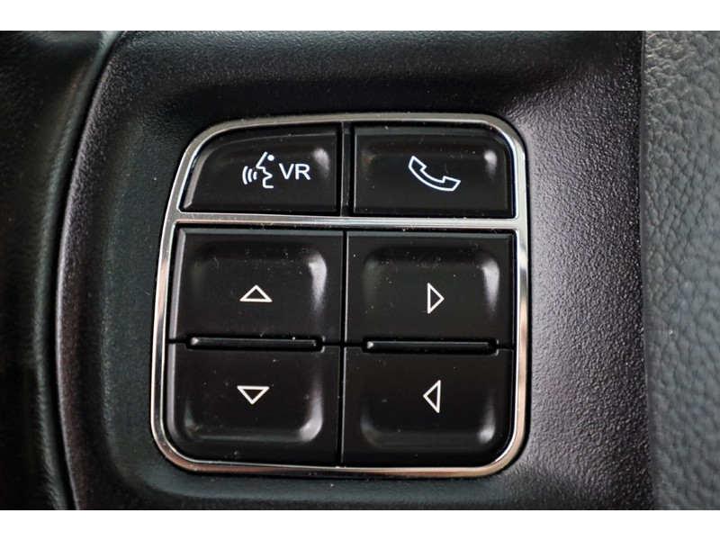 51225499-dodge-ram-25