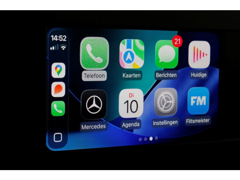 51249643-mercedes-benz--24