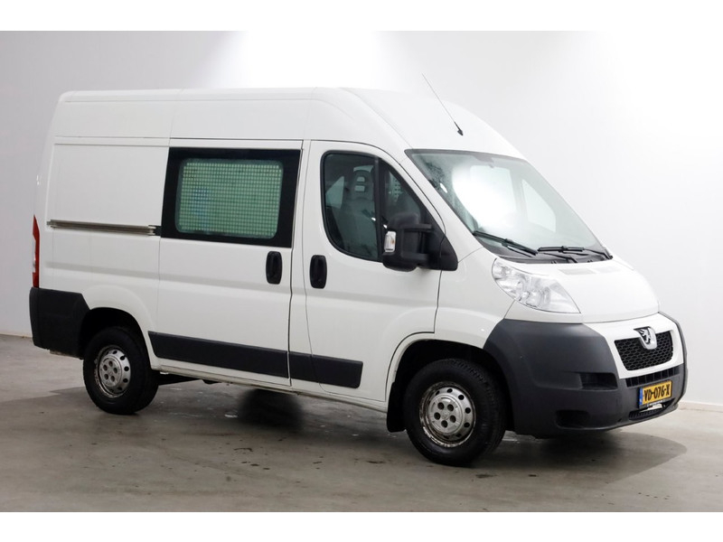 51251458-peugeot-boxer-10