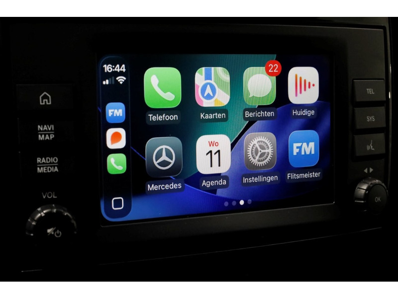 51281142-mercedes-benz-vito-18