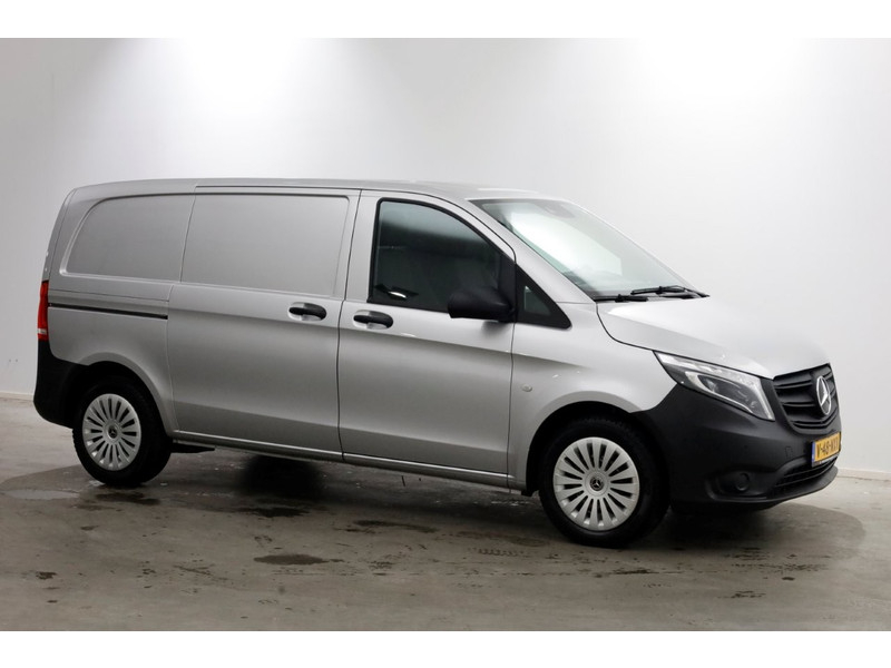 51404911-mercedes-benz-vito-12