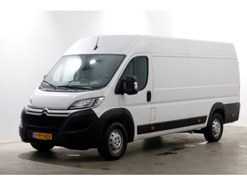 51405293-citroen-jumper-8