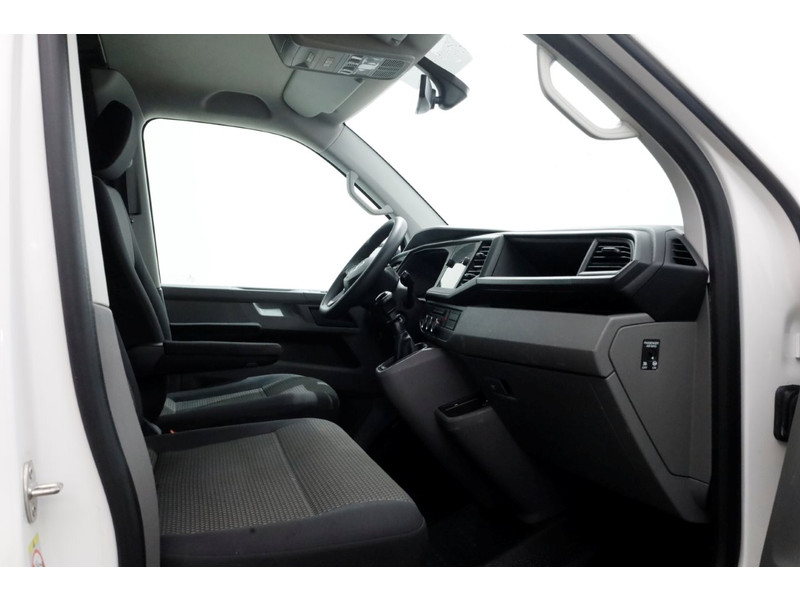 51412275-volkswagen-transporter-5