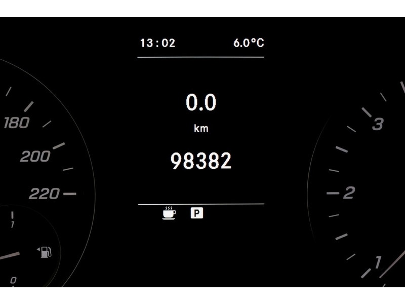 51432882-mercedes-benz-vito-17