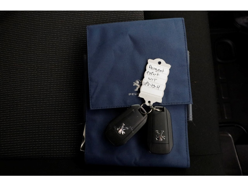 51486597-peugeot-expert-6