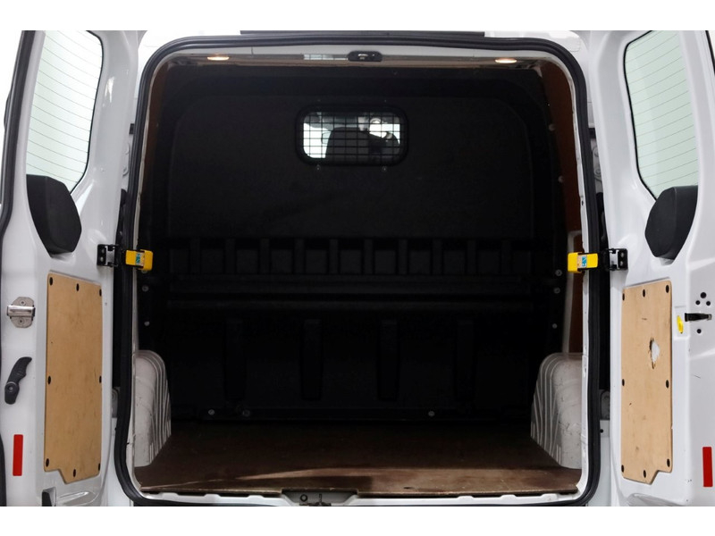 51507958-ford-transit-custom-5