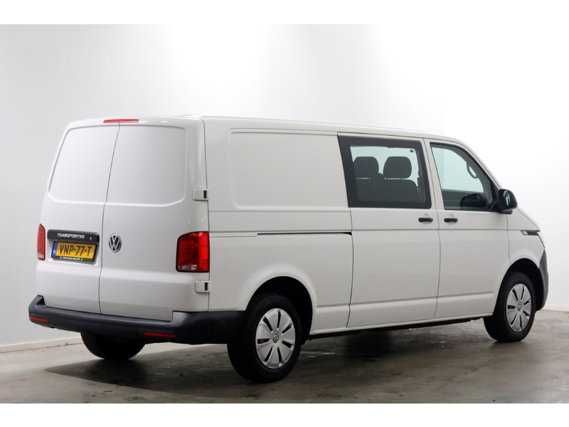 51593763-volkswagen-transporter-2