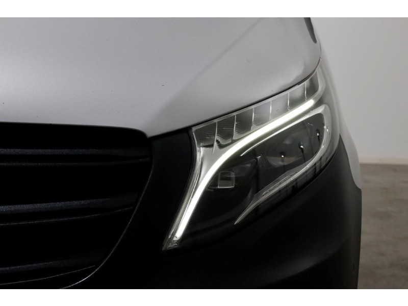 51646519-mercedes-benz-vito-17