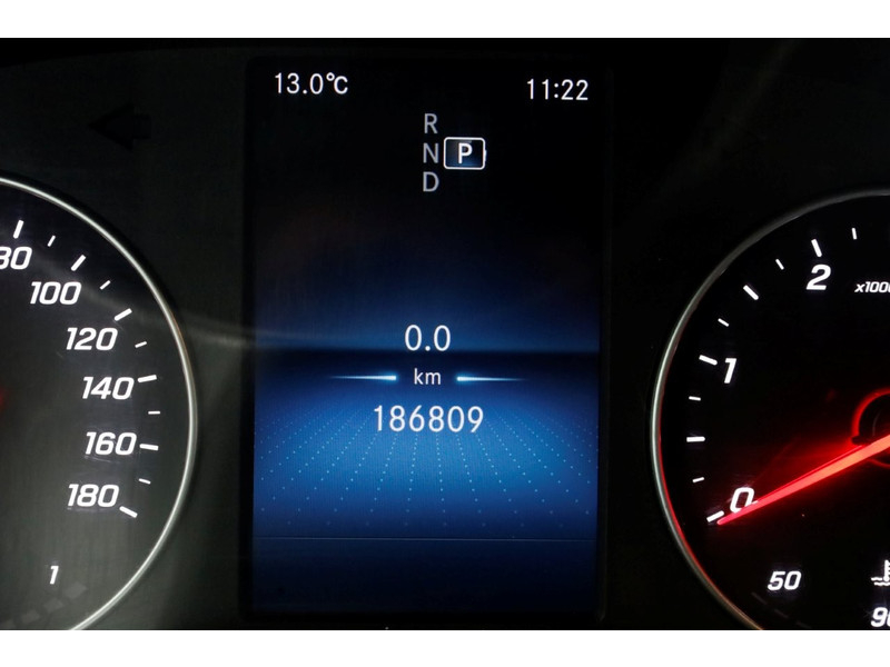 51736611-mercedes-benz-sprinter-19