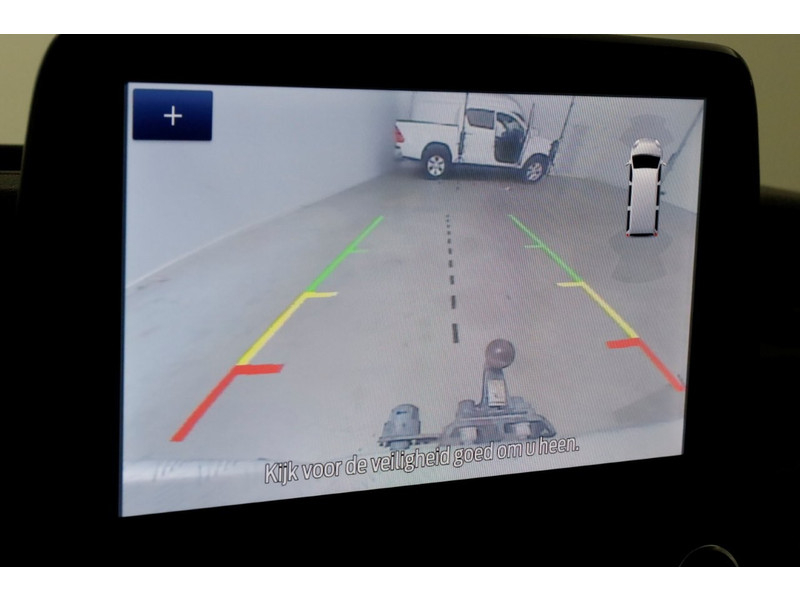 51736712-ford-transit-custom-16