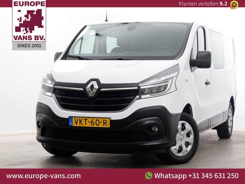 51802286-renault-trafic-1