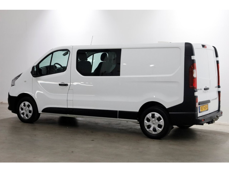51802286-renault-trafic-11