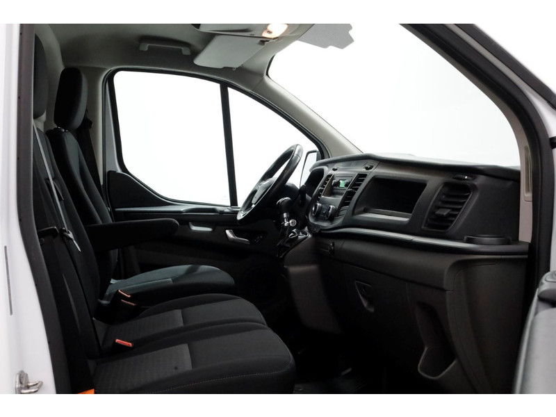 51802390-ford-transit-custom-3