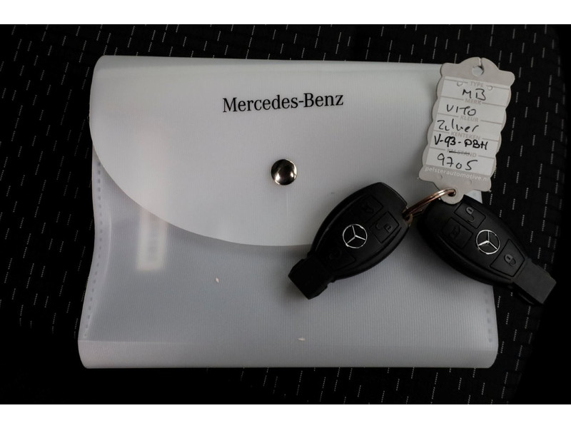 51862736-mercedes-benz-vito-8