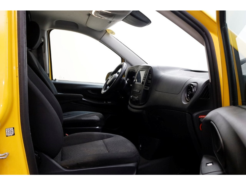 51863140-mercedes-benz-evito-3