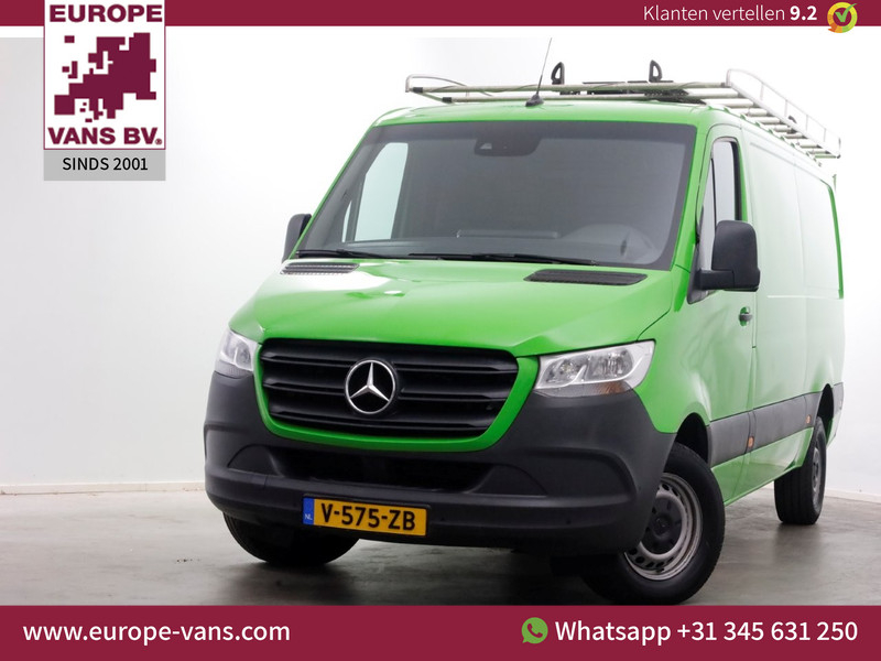 51907462-mercedes-benz-sprinter-1