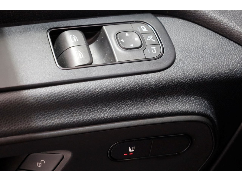 51907776-mercedes-benz-sprinter-20