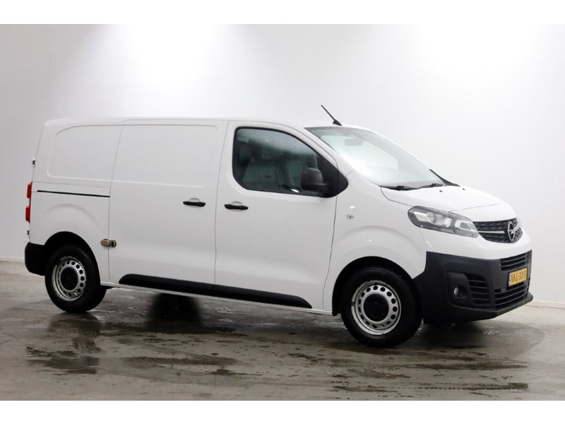 51958485-opel-vivaro-10