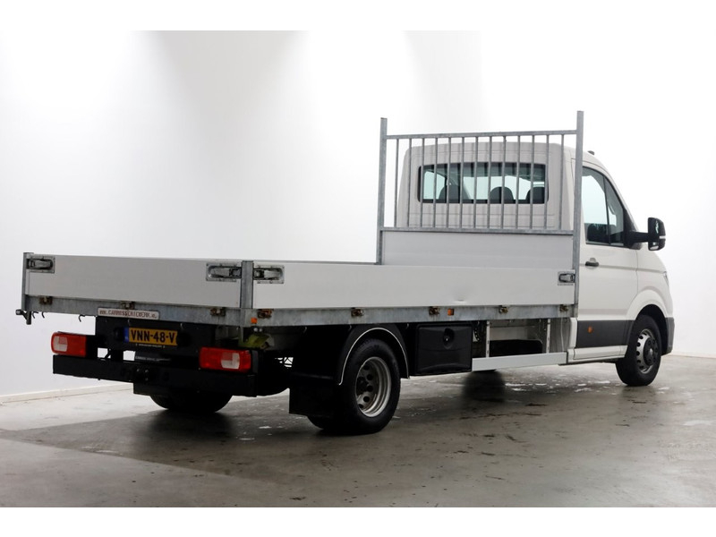51977021-volkswagen-crafter-2