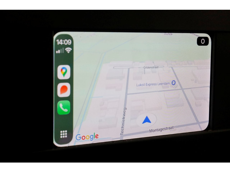 52017036-mercedes-benz-sprinter-15