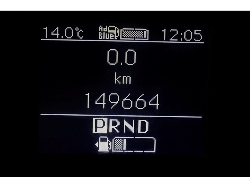 52017198-mercedes-benz-sprinter-21