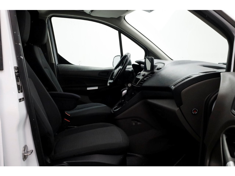 52046129-ford-transit-connect-3