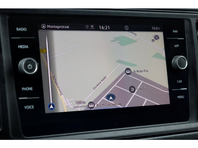 52047724-volkswagen-crafter-17