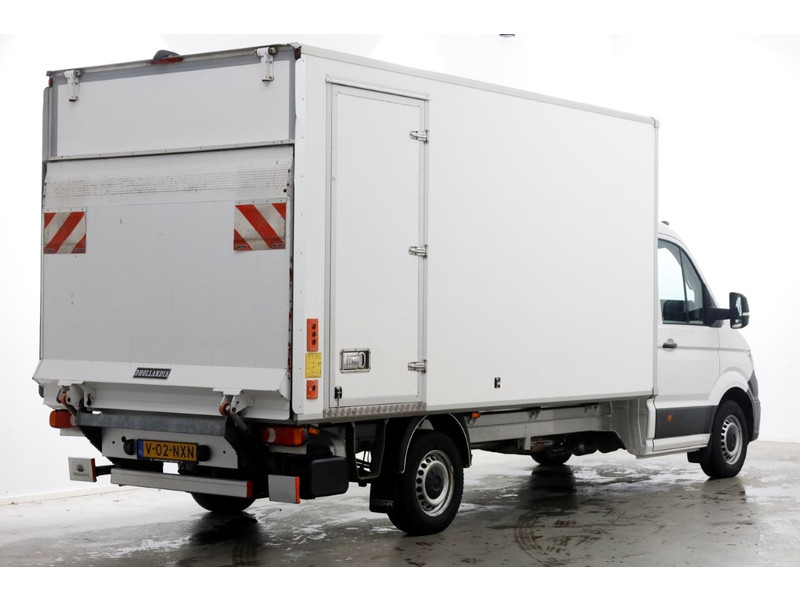 52047724-volkswagen-crafter-2