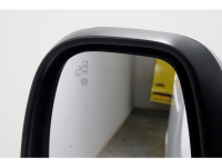 41130952-opel-vivaro-11