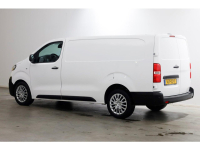 41130952-opel-vivaro-9