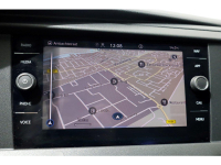 41369751-volkswagen-transporter-13