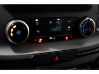 42268627-ford-transit-custom-17