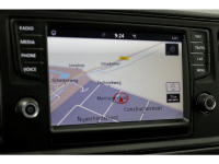 42310219-volkswagen-crafter-13