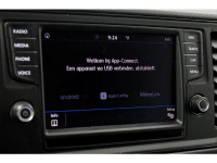 42310219-volkswagen-crafter-14