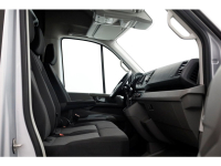 42310219-volkswagen-crafter-3