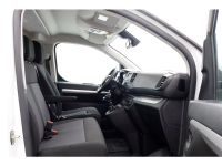 42739009-opel-vivaro-7