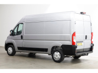 43100258-peugeot-boxer-9