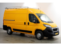43246236-peugeot-boxer-12