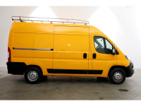 43246236-peugeot-boxer-6