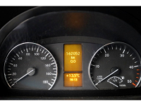 43578588-mercedes-benz-sprinter-16