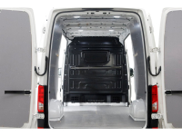 43617418-volkswagen-crafter-3