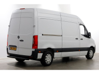 43671978-mercedes-benz-sprinter-2