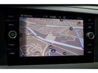 43941061-volkswagen-transporter-13