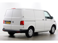 43941061-volkswagen-transporter-2