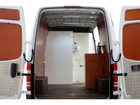 44220606-mercedes-benz-sprinter-3