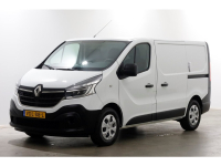 44486143-renault-trafic-10