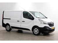 44486143-renault-trafic-12